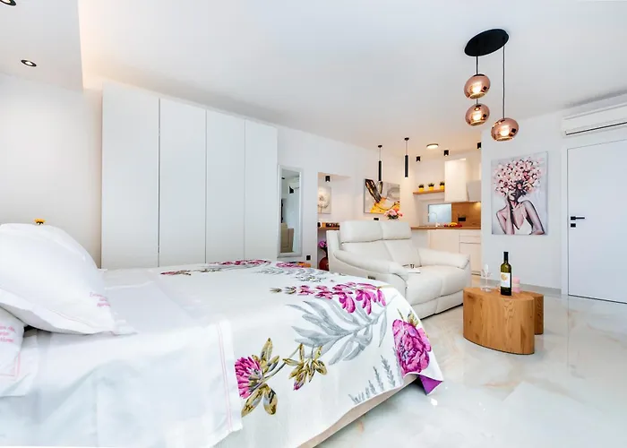 Exclusive Center With Free E-bikes Διαμέρισμα *