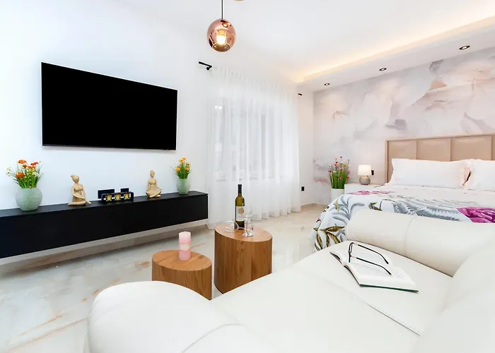 Exclusive Center With Free E-bikes Διαμέρισμα Ρόβινι