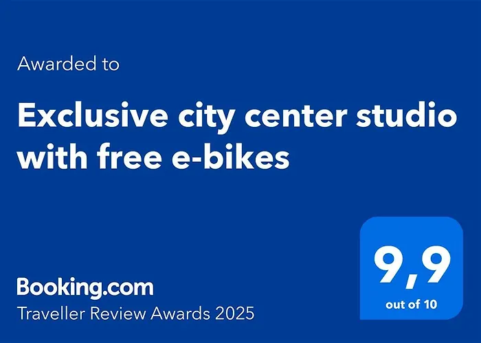 Exclusive Center With Free E-bikes Ρόβινι